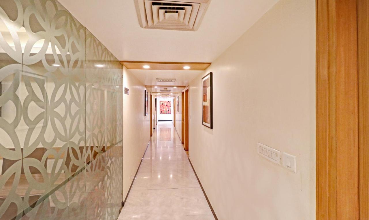 Treebo Galaxy Rooms Нью-Делі Екстер'єр фото