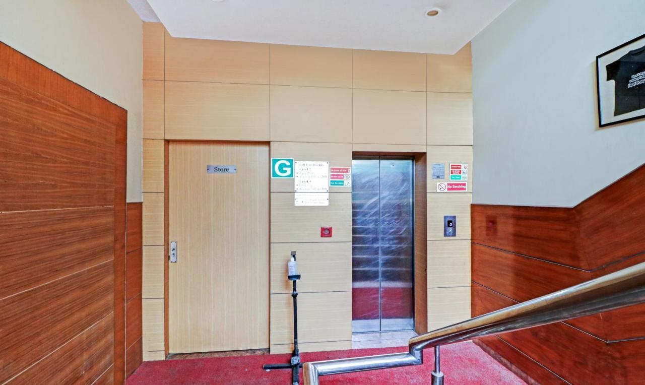 Treebo Galaxy Rooms Нью-Делі Екстер'єр фото